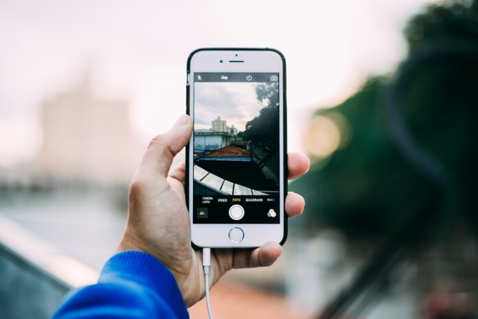 pot recupera o conversatie stearsa de pe whatsapp