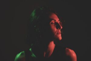 de ce dispare poza de la whatsapp