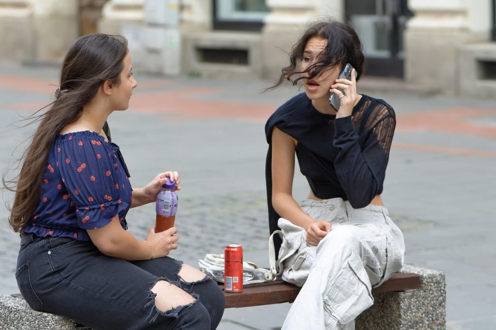 unde gasesc imaginile salvate in telefon