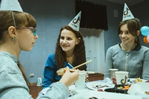 cat plateste tiktok pentru vizualizari